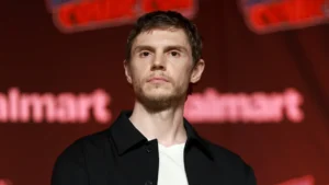 Evan Peters